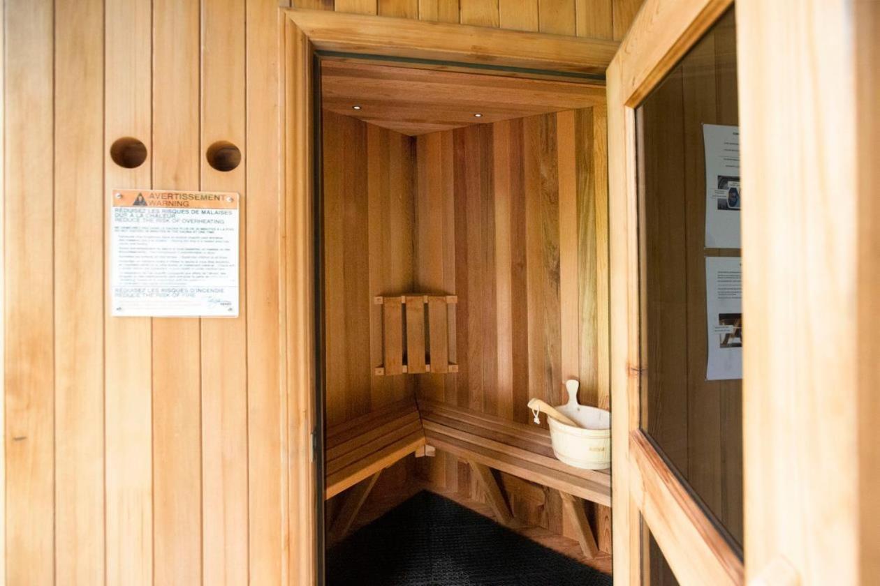 La Conception Chalet Serenity - Mont Tremblant Ski - Spa Sauna Wifi Tv Privet Chic Modern House 빌라 외부 사진