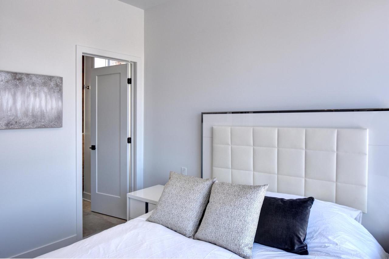 La Conception Chalet Serenity - Mont Tremblant Ski - Spa Sauna Wifi Tv Privet Chic Modern House 빌라 외부 사진